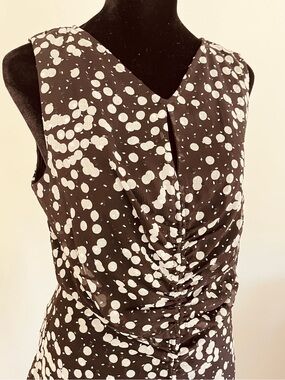 DKNY Printed Front Ruched Sleeveless Dress